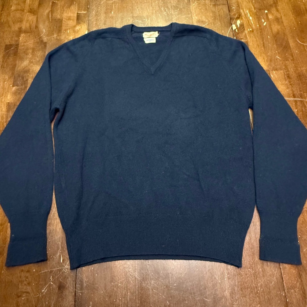 Vtg Alan Paine V-Neck Sweater Mens 42 M Navy Blue Pure Lambswool England Made